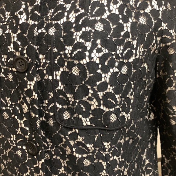 Talbots Black and cream Jacket, Size 8, 51% Cotton, 49% Nylon, Lining 100… - Picture 2 of 9